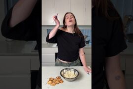 Easy French onion cottage cheese dip