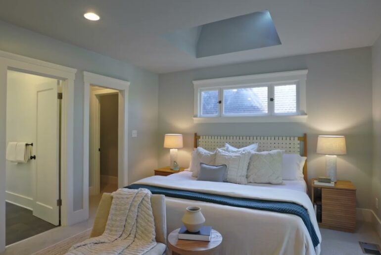 5358 Leona St, Oakland, CA - Remodeled Gem in the Scenic Oakland Hills