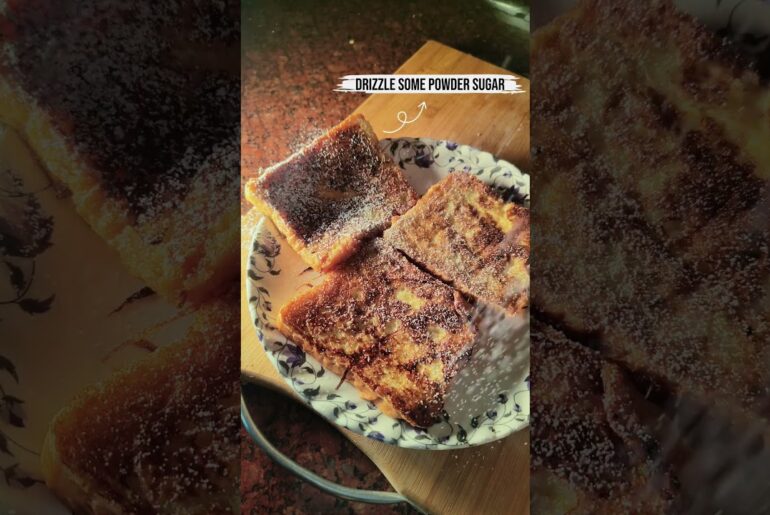 French Toast Recipe | Easy & Delicious French Toast | Quick Breakfast Recipe #shorts