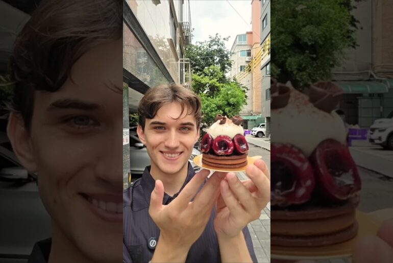 Best French Pastry: 🧁🇫🇷