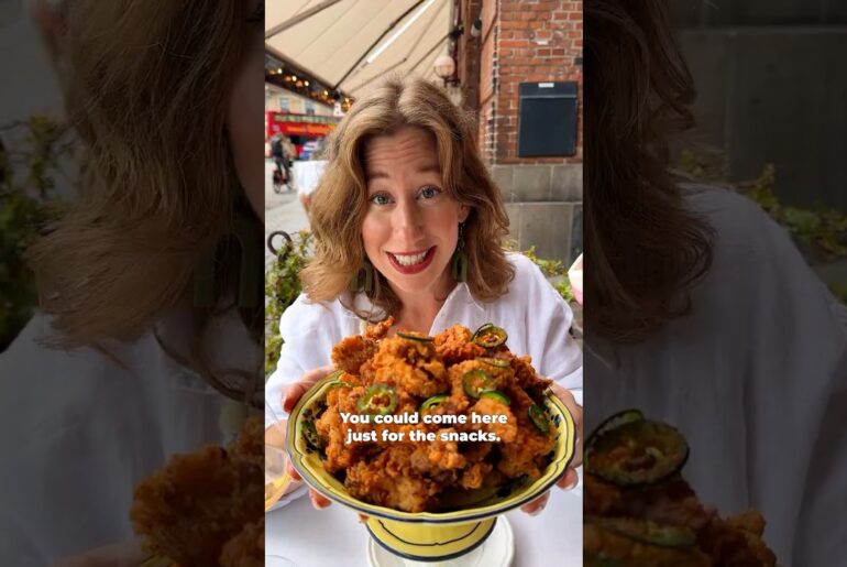 The BEST snacks in Copenhagen?! 🇩🇰 Esmée’s fried chicken is a MUST 🍗