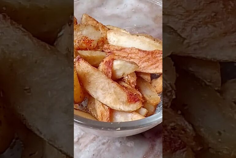 french fries 🍟🥵 #shortsfeed #recipe #food #ytshorts #youtubeshorts #viral #treanding #shorts