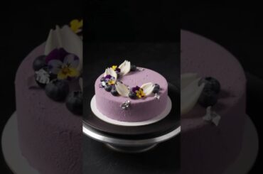 Blueberry Lavender Velvet 💜🫐A delicate French entremet where vibrant blueberry meets elegant lavendr