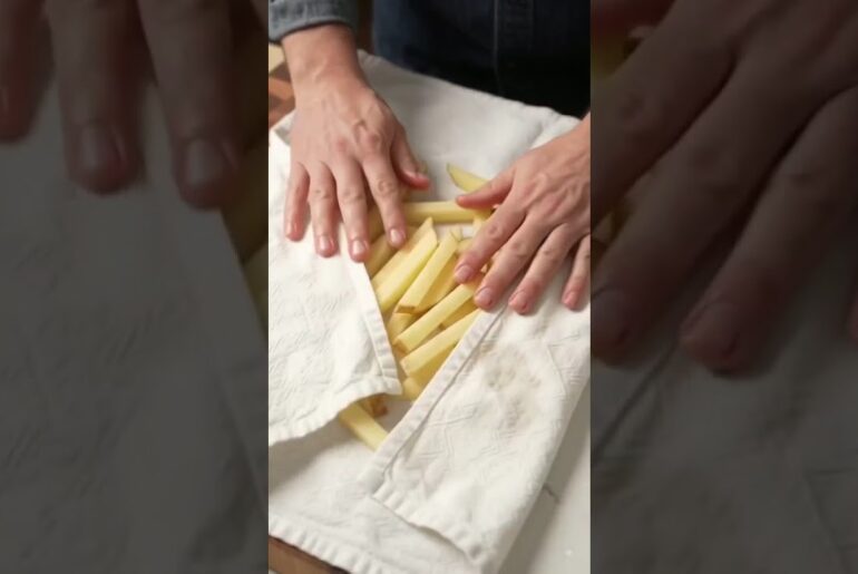 Crispy French Fries Recipe 🍟 | Restaurant Style French Fries at Home | Easy Potato Snacks