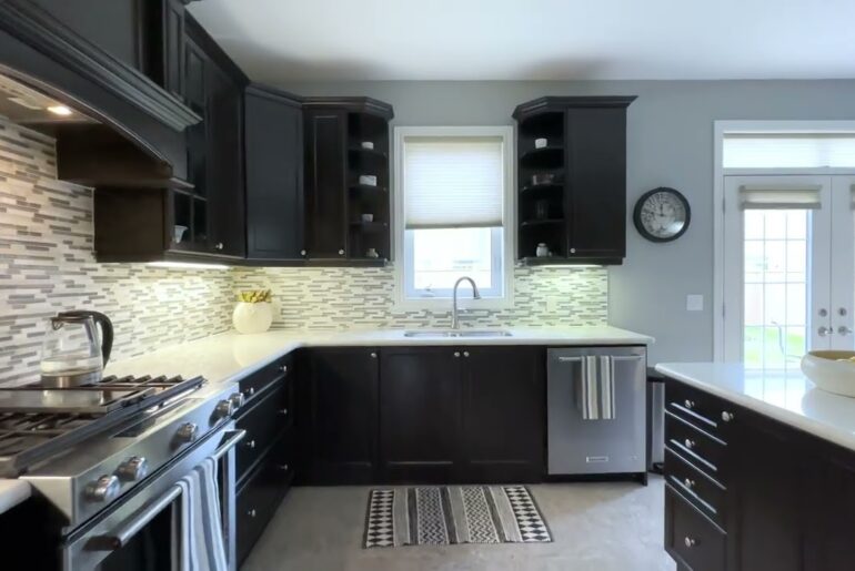 15 Fox Grape Rd, Thorold, ON
