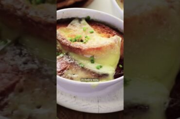 Parisian Onion Soup Hits Different 🇫🇷