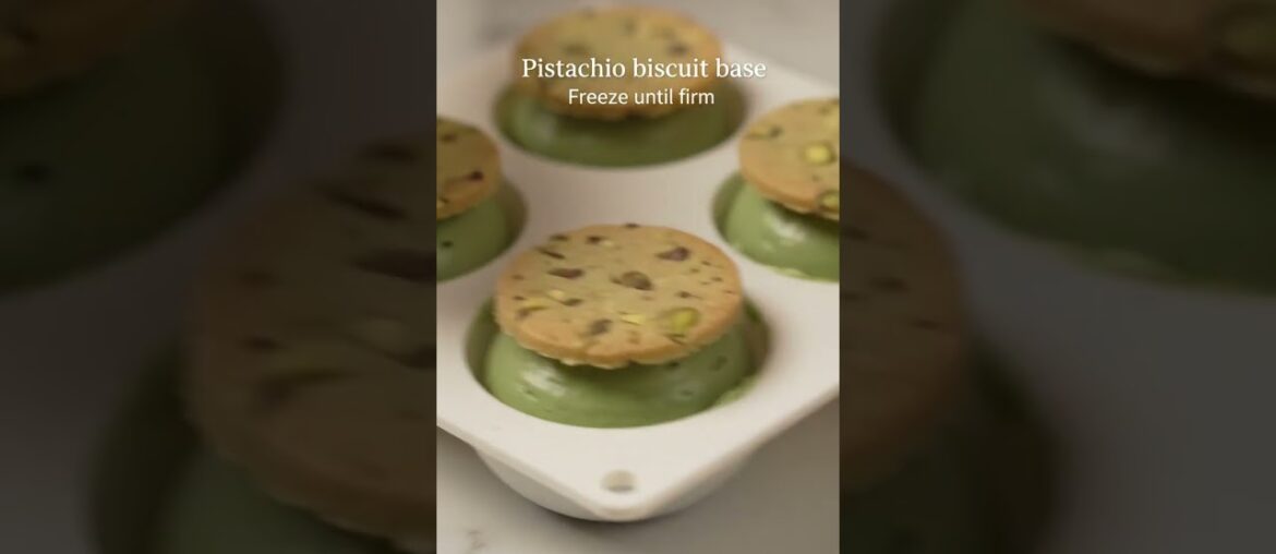 Pistachio Green Dome 💚✨ | Luxurious Pistachio Dessert #shorts #dessert #viral #foodshorts Pistachio Green Dome 💚✨ | Luxurious Pistachio Dessert #shorts #dessert #viral #foodshorts