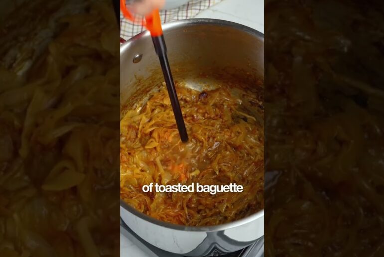 🧅 French onion soup was made famous by market workers at Les Halles in Paris, who ate it h