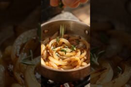 🧅 French Onion Soup So Cheesy & Cozy! 🤤🔥 | Ultimate Comfort Food #shorts #viral #cooking