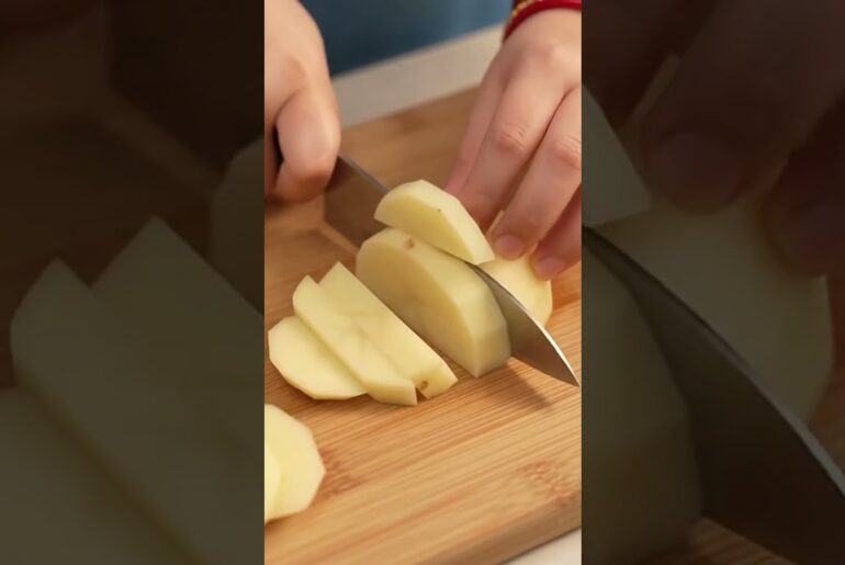 🍟 Crispy Homemade French Fries Recipe