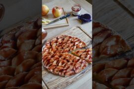 Tarte Vigneronne (Wine Jelly Apple Tart)