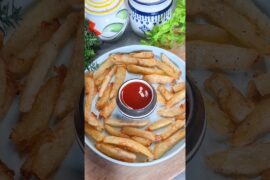 Crispy french fries recipe 😋❤️❤️#shorts #frenchfries #fries #potatosnacks #snacks #recipe #viral