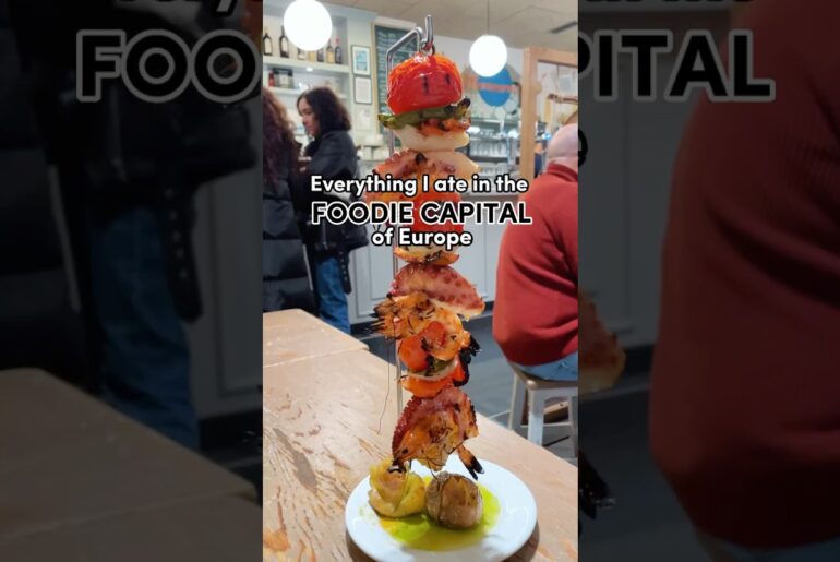I actually can’t believe how good the food is here 😫 #sansebastian #spanishfood #travelfoodie