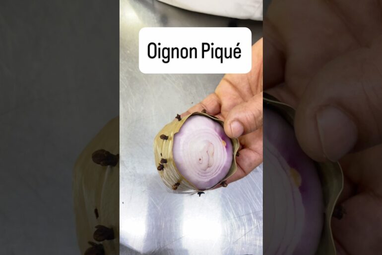 What is Onion Piqué Explained 👨‍🍳 | French Culinary Technique #Shorts #recipe
