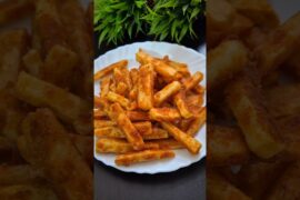 Homemade French Fries Recipe 🍟 | Crispy French Fries at Home | Easy Potato Snacks #shorts