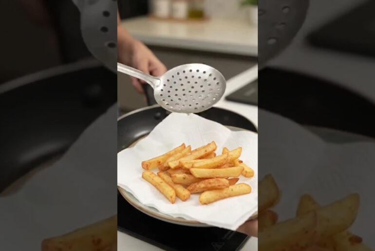 French fries recipe 🍟🍟 #cookingchannel #shortsfeed #aishorts