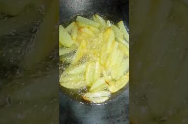 Crispy #Long French 🍟 ries #french fries recipe #shorts #aloo fry