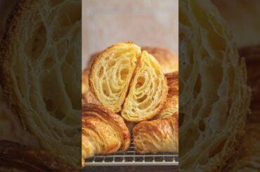 Croissant - #historywithpaco #history #france #paris #vienne #croissant #austria #breakfast #facts