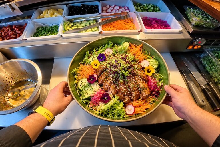 😱 THIS Is a SALAD?! 🥗🔥 | French Chef Makes an INSANE Dish! 🇫🇷 POV LIVE