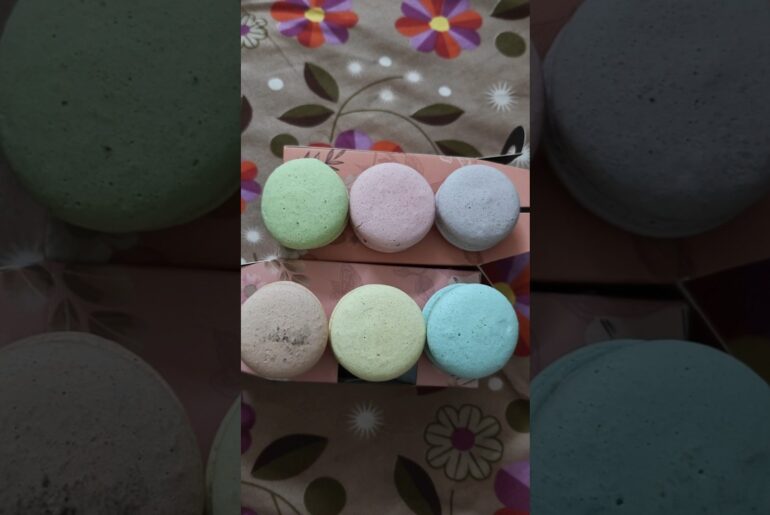 Tried French Macarons in Bangalore 😋😍😀 #shorts #food #viral #youtubeshorts #trending #subscribe